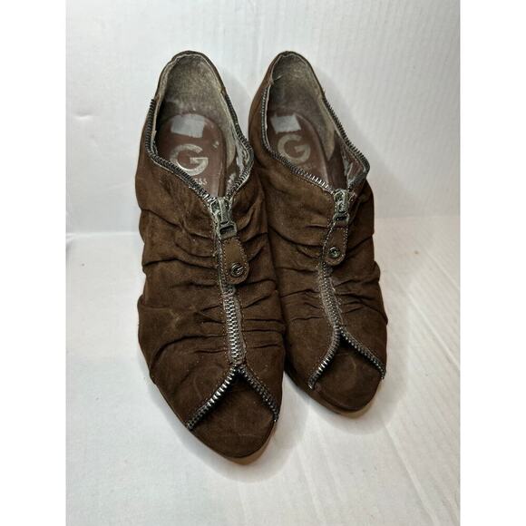 Guess Size 8.5 Brown Peep Toe Full Zip Stiletto High Suede HeelsParty - Picture 2 of 11
